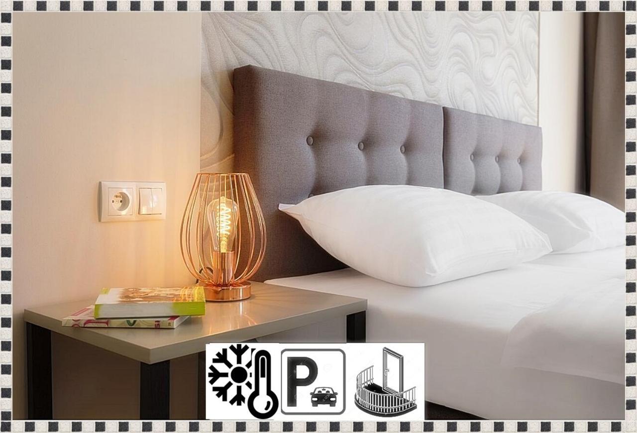 L&L Apartment Old Town Poznan Ngoại thất bức ảnh