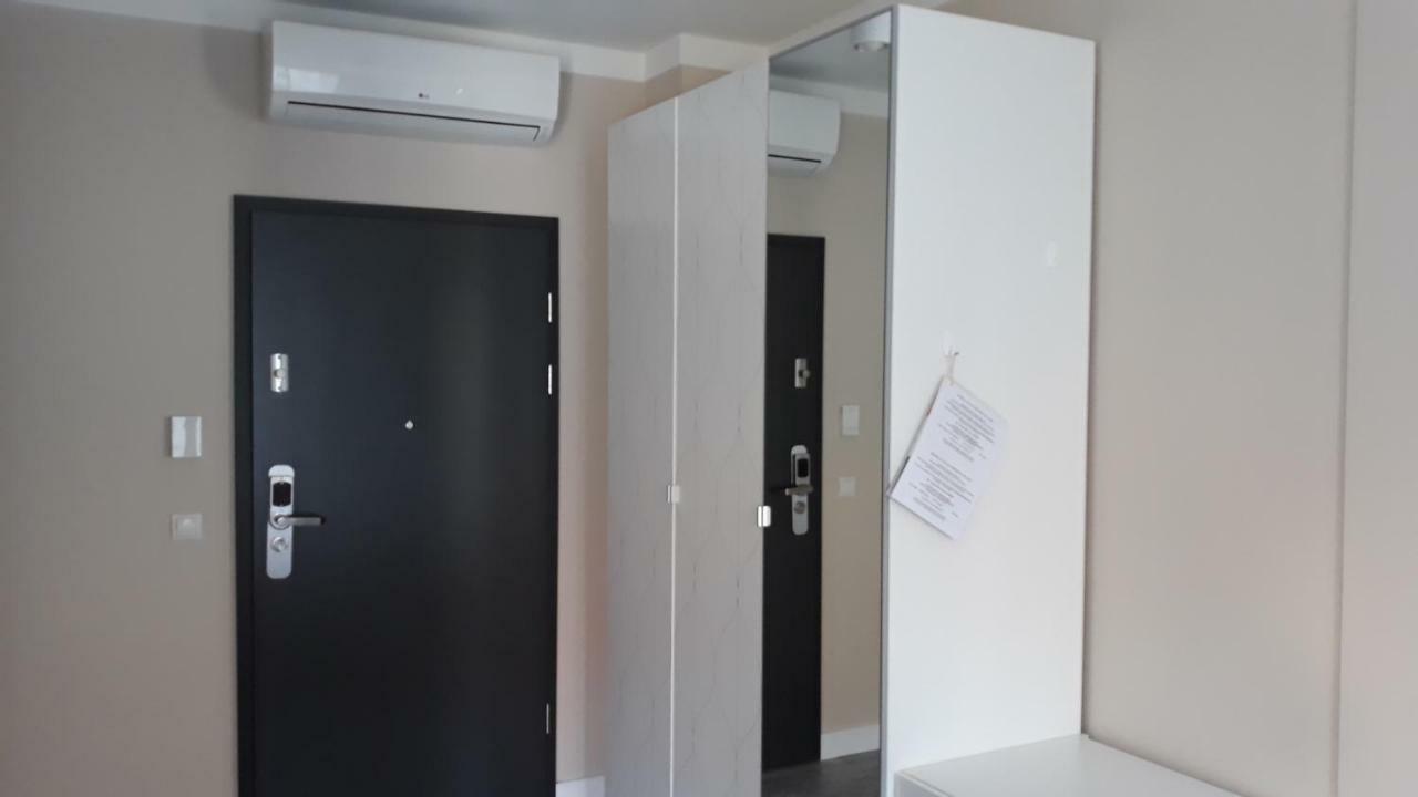 L&L Apartment Old Town Poznan Ngoại thất bức ảnh